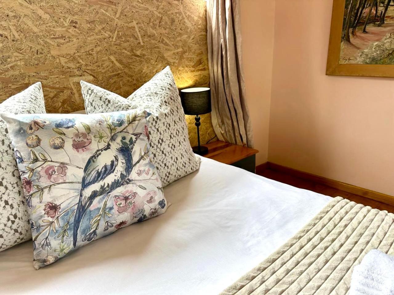 Отель Equleni Guest Farm Седжфилд Экстерьер фото